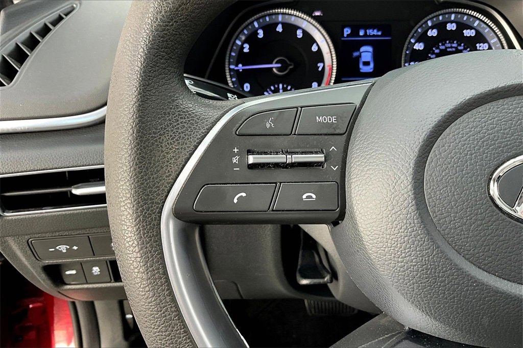 Used 2023 Hyundai Sonata SE image 18
