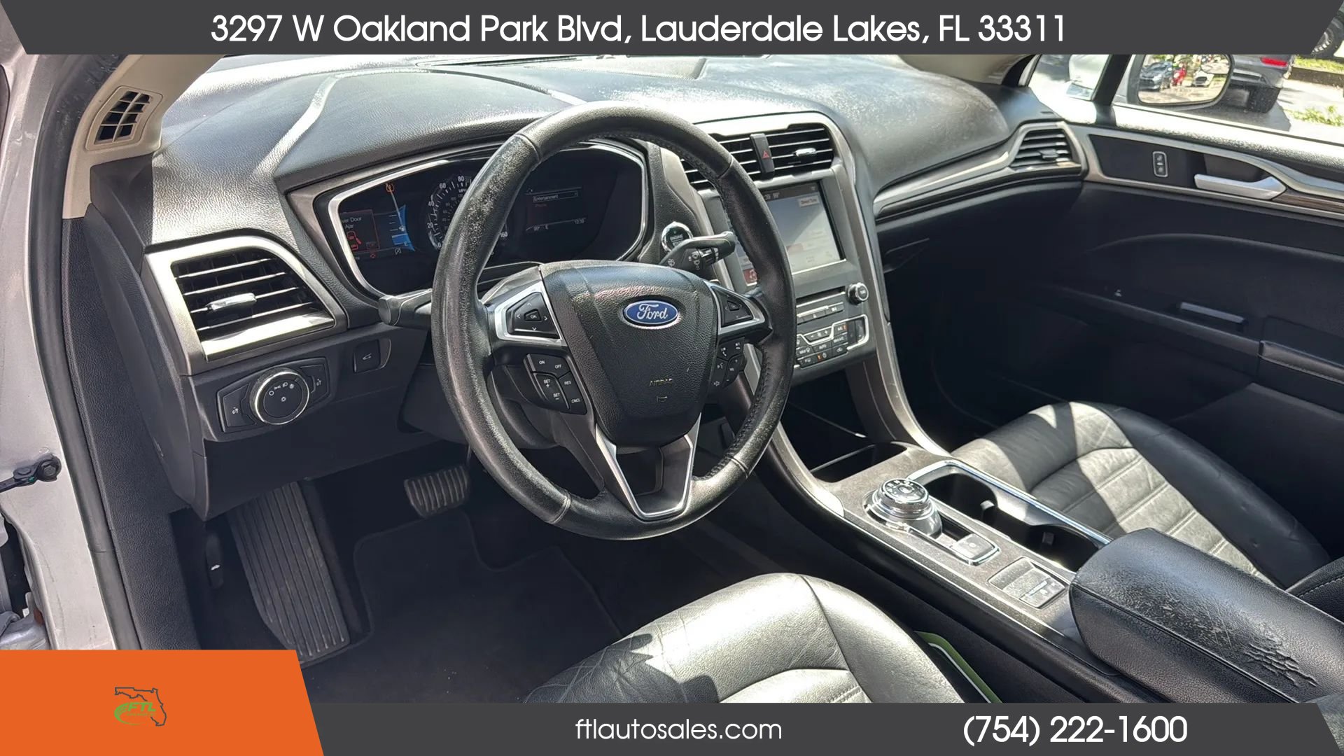 Used 2018 Ford Fusion SE w/ Fusion SE Technology Package FWD image 21