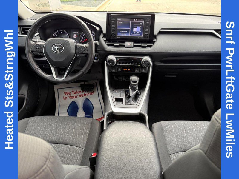 Used 2021 Toyota RAV4 XLE w/ Convenience Package AWD/4WD image 13