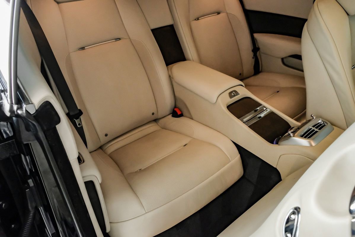 Used 2016 Rolls-Royce Wraith image 34