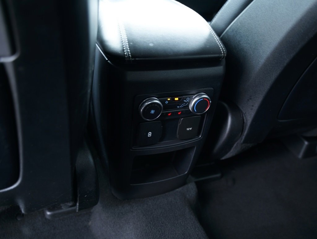 Used 2020 Ford Explorer XLT w/ Equipment Group 202A image 27