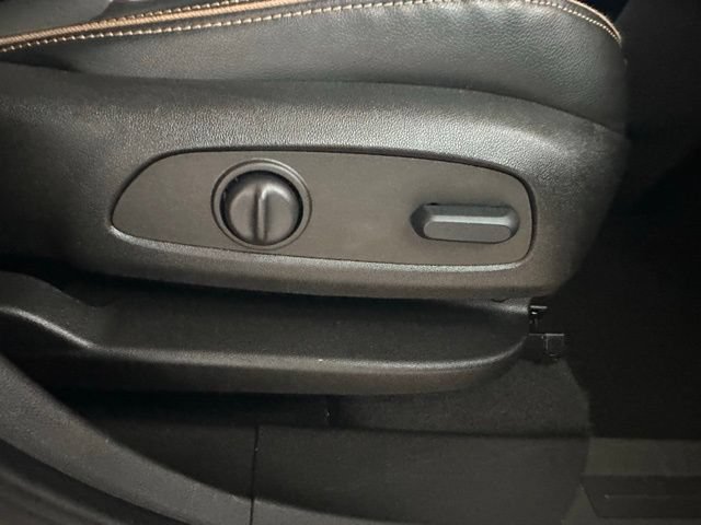 Used 2022 GMC Terrain AT4 w/ Infotainment Package II AWD/4WD image 17