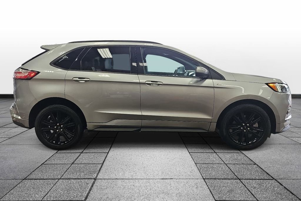 Used 2021 Ford Edge ST-Line FWD image 4