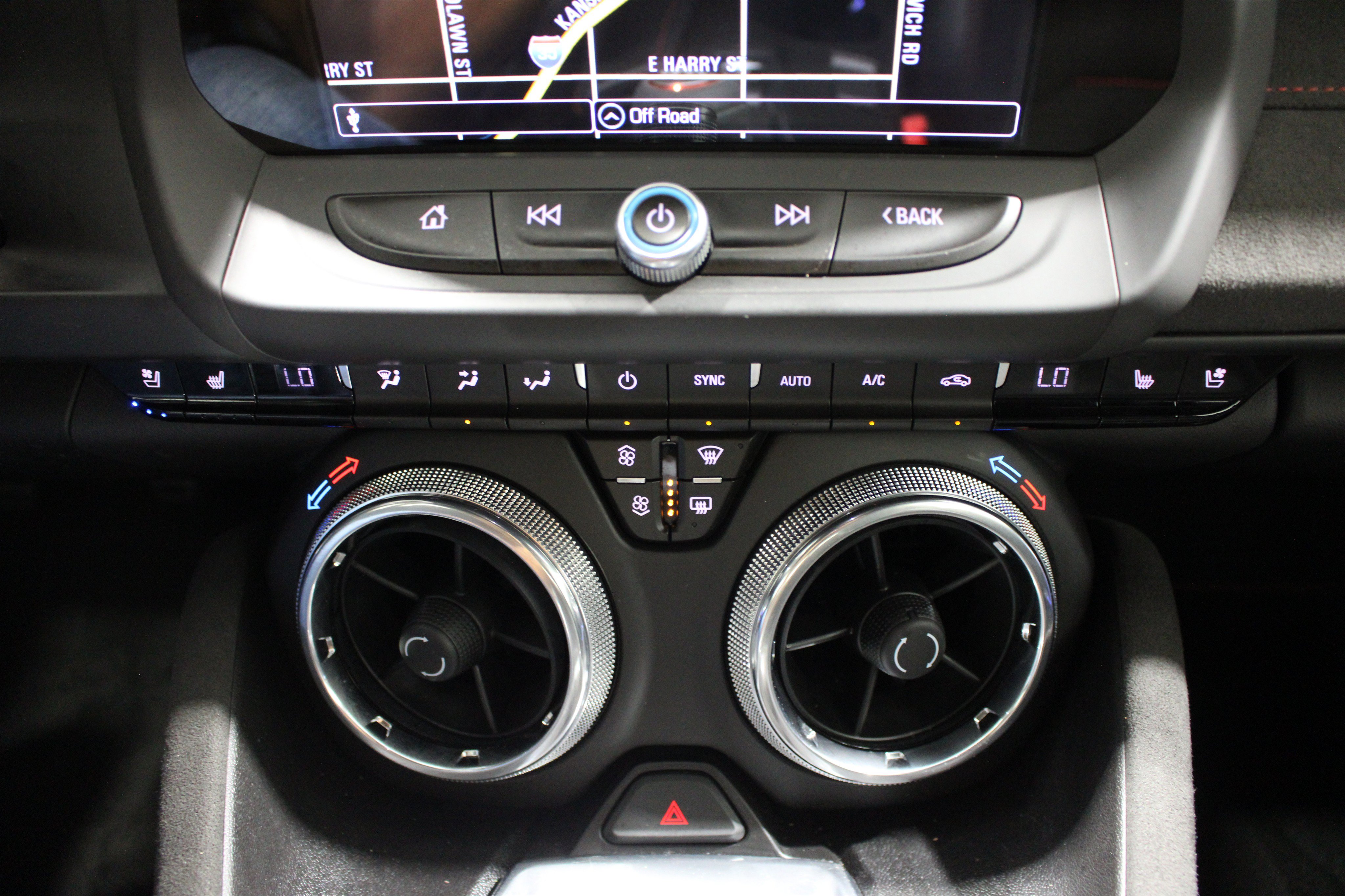 Used 2017 Chevrolet Camaro ZL1 RWD image 19