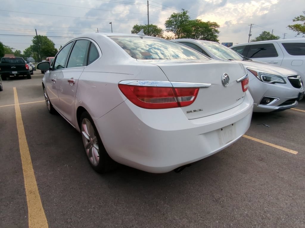 Used 2013 Buick Verano FWD image 4