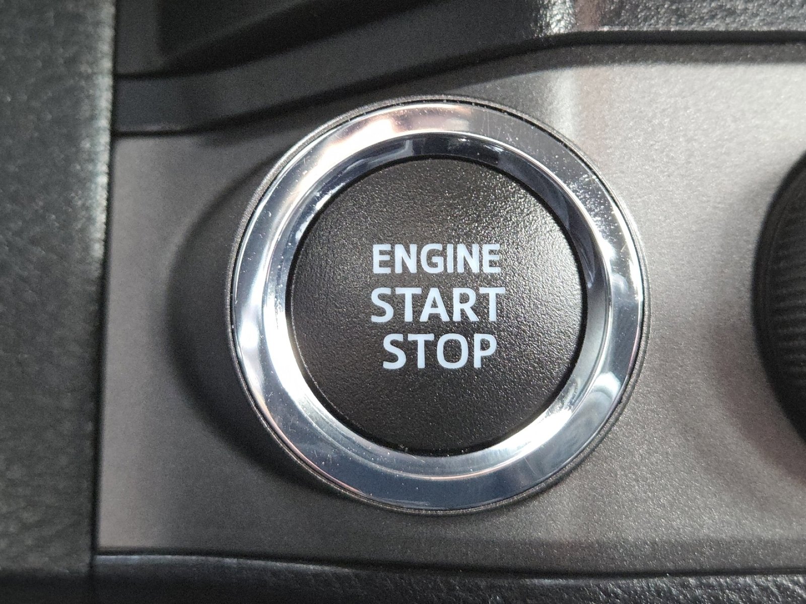 Used 2021 Toyota Tacoma TRD Off-Road image 34