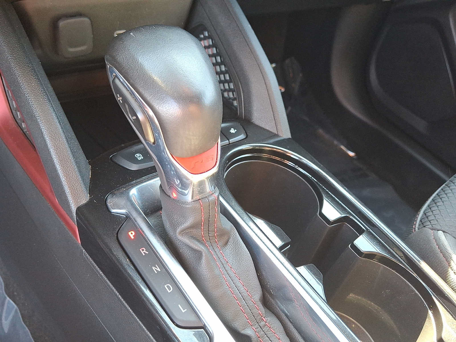 Used 2023 Chevrolet TrailBlazer RS FWD image 15