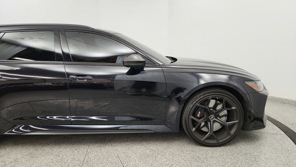 Used 2024 Audi RS 6 performance w/ Matte Carbon Package AWD/4WD image 16