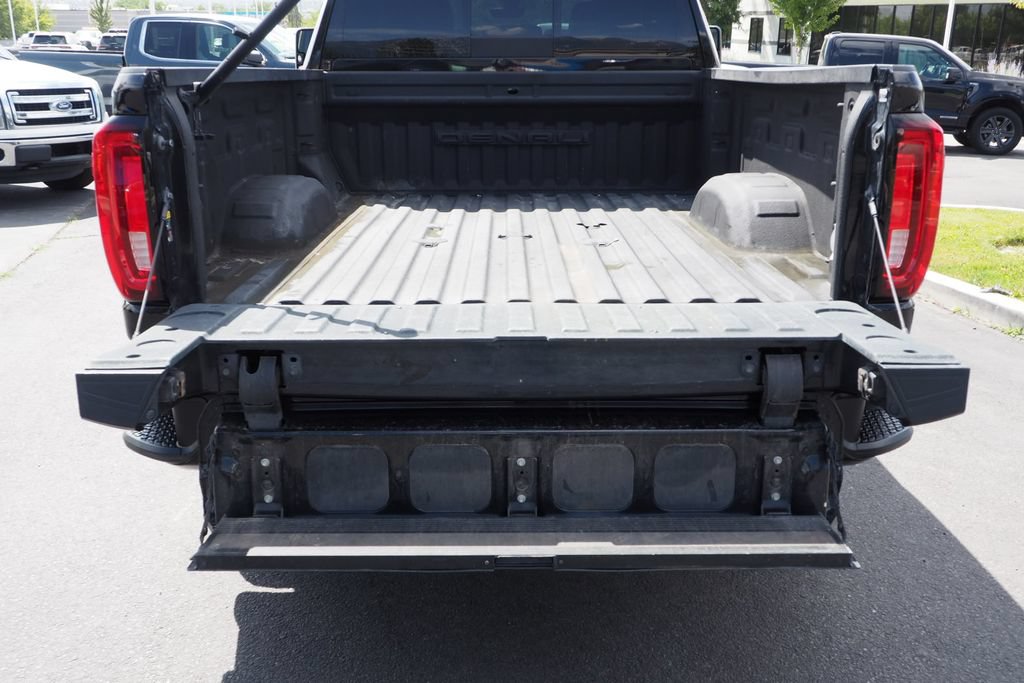 Used 2020 GMC Sierra 2500 Denali w/ Denali Ultimate Package AWD/4WD image 13
