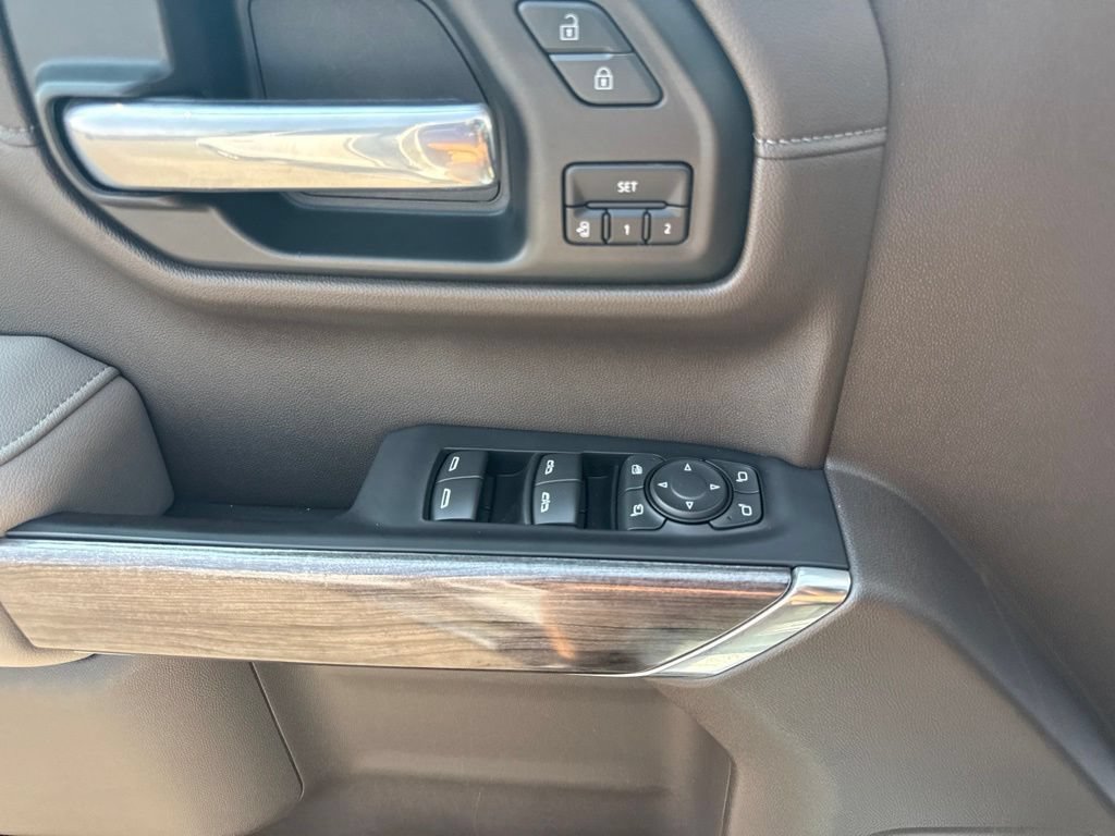 Used 2020 Chevrolet Silverado 1500 LTZ w/ LTZ Texas Edition AWD/4WD image 25