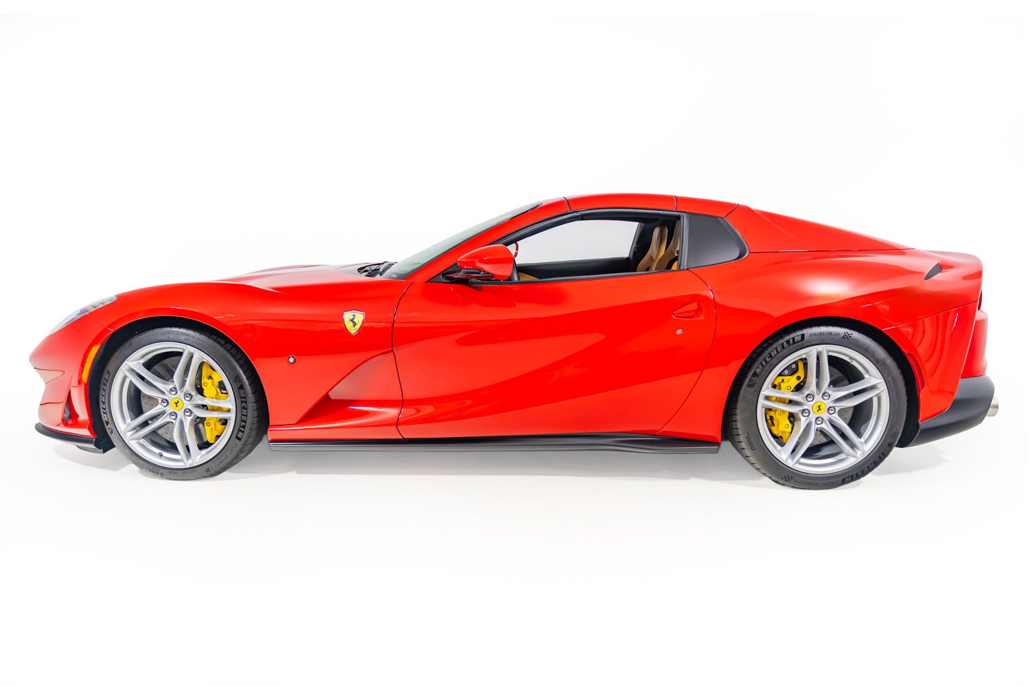 Certified 2023 Ferrari 812 GTS RWD image 3