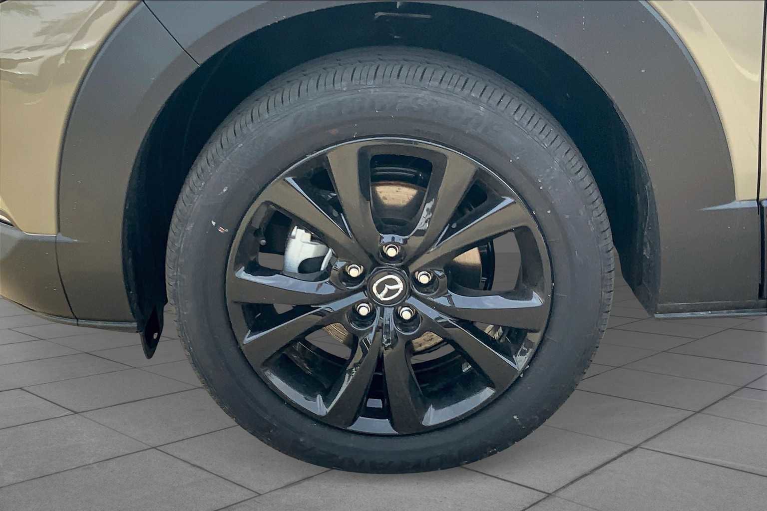 Certified 2025 MAZDA CX-30 Carbon AWD/4WD image 11
