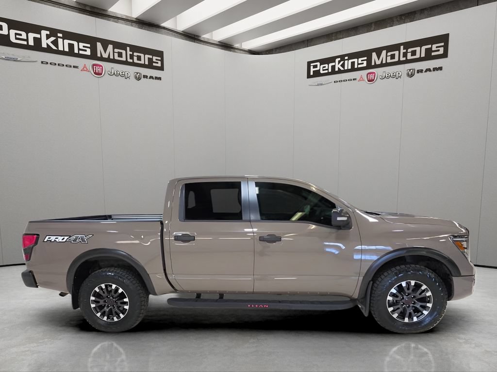 Used 2024 Nissan Titan PRO-4X w/ Pro-4x Convenience Package AWD/4WD image 6