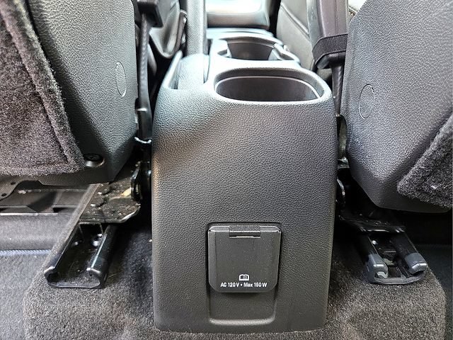 Used 2022 Chevrolet Trax LT w/ LT Convenience Package AWD/4WD image 13