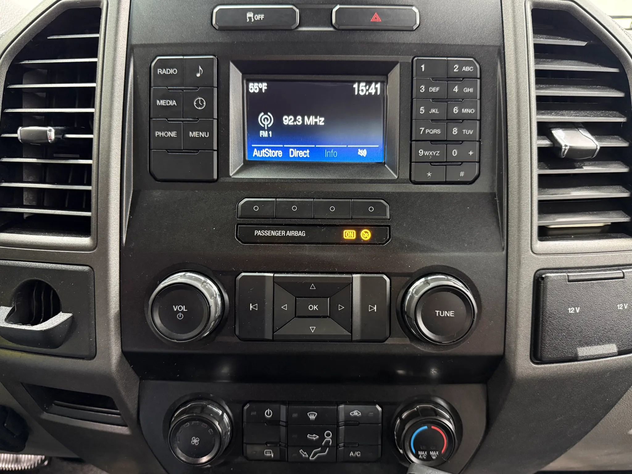 Used 2019 Ford F250 XL w/ Power Equipment Group RWD image 18