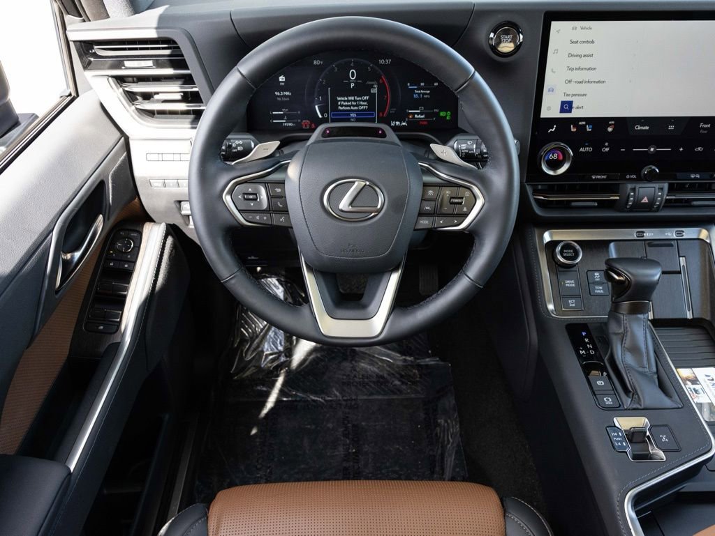 Used 2024 Lexus GX 550 w/ Accessory Package (2T) image 43