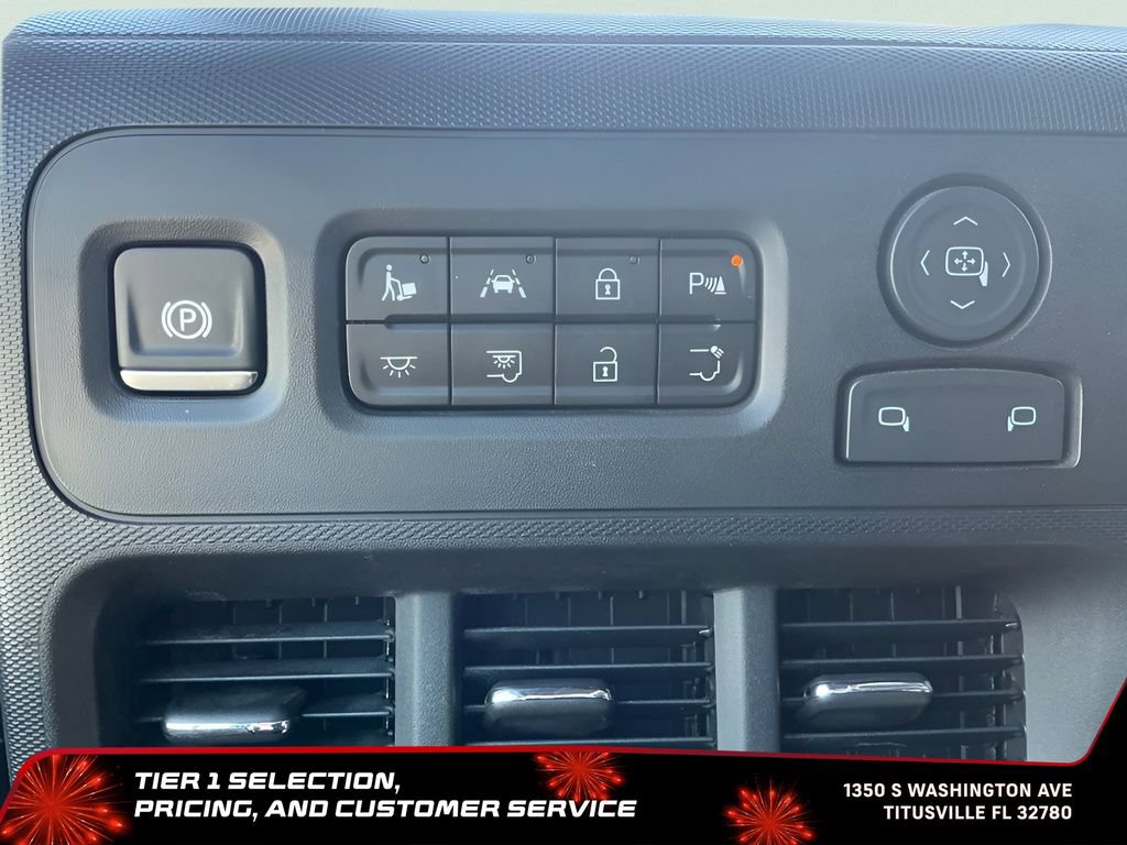 Used 2024 Chevrolet Brightdrop 600 w/ Commercial Equipment Package AWD/4WD image 19