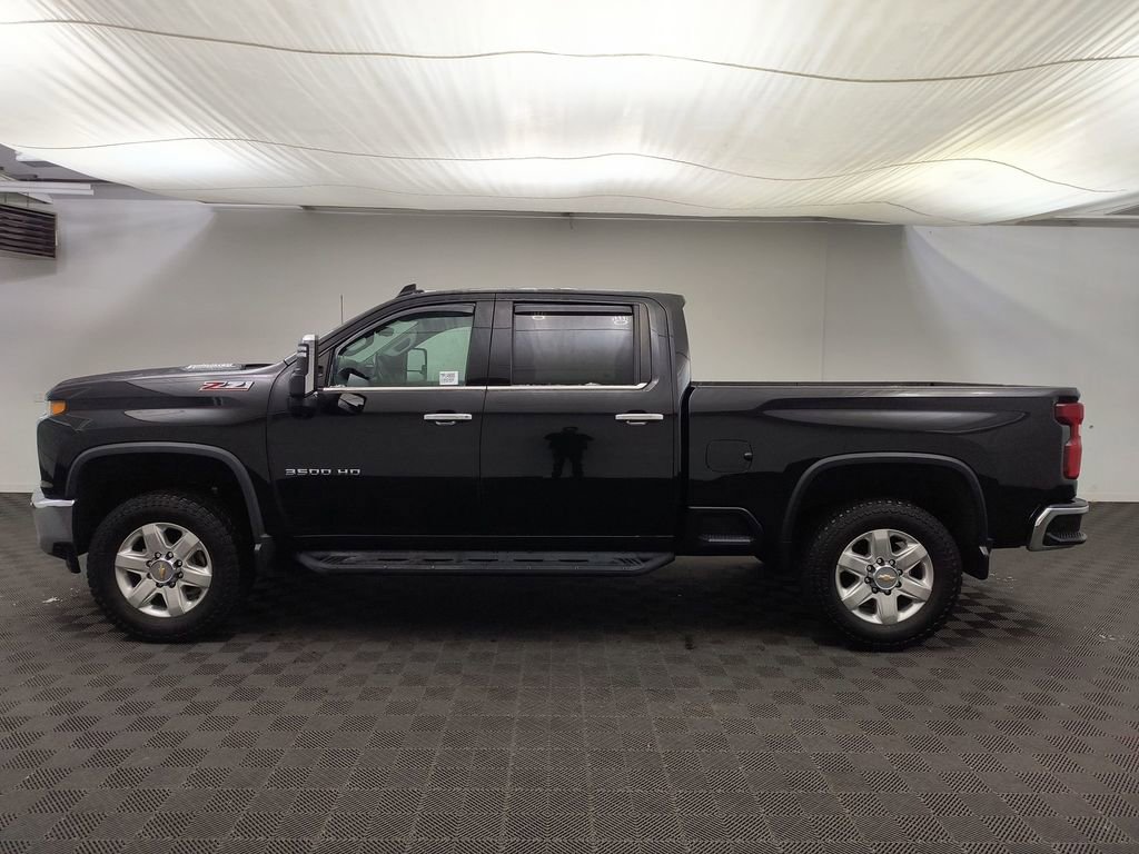 Used 2021 Chevrolet Silverado 3500 LTZ w/ LTZ Plus Package image 2