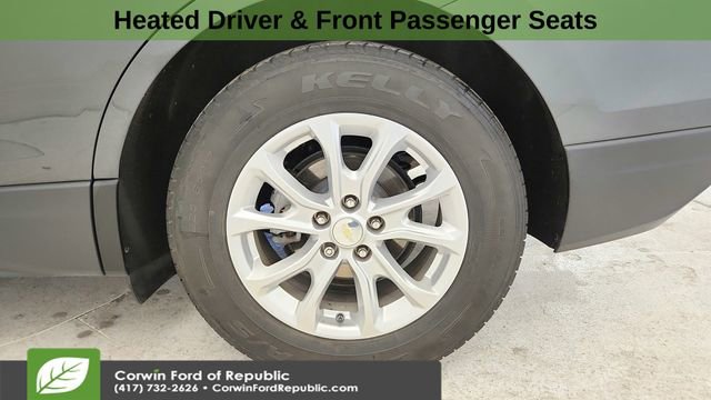 Used 2020 Chevrolet Equinox LT w/ Driver Convenience Package image 10