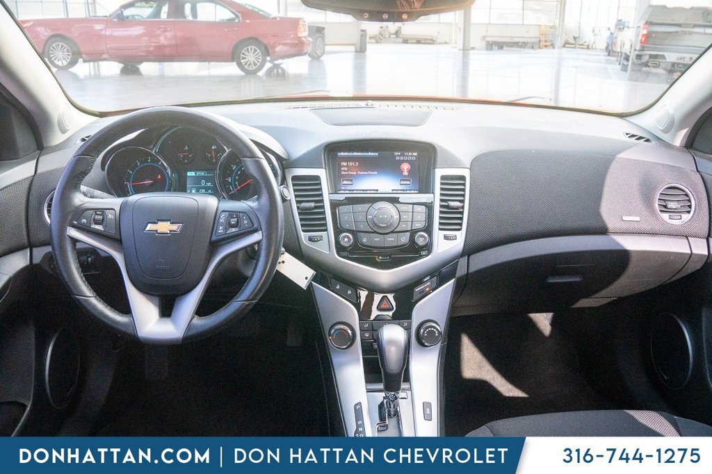 Used 2014 Chevrolet Cruze LT w/ All-Star Edition FWD image 4
