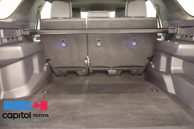 Used 2025 Toyota 4Runner TRD Off-Road Premium AWD/4WD image 24