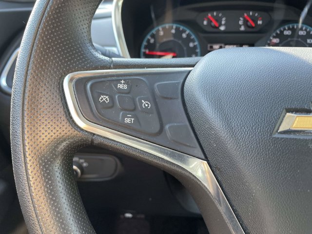Used 2019 Chevrolet Equinox LS FWD image 24
