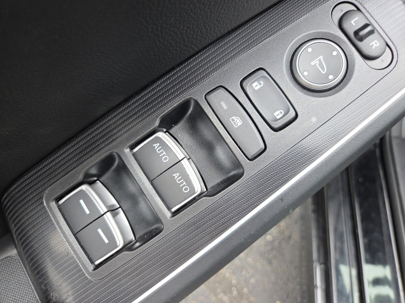 Certified 2025 Honda Civic Sport Touring image 28