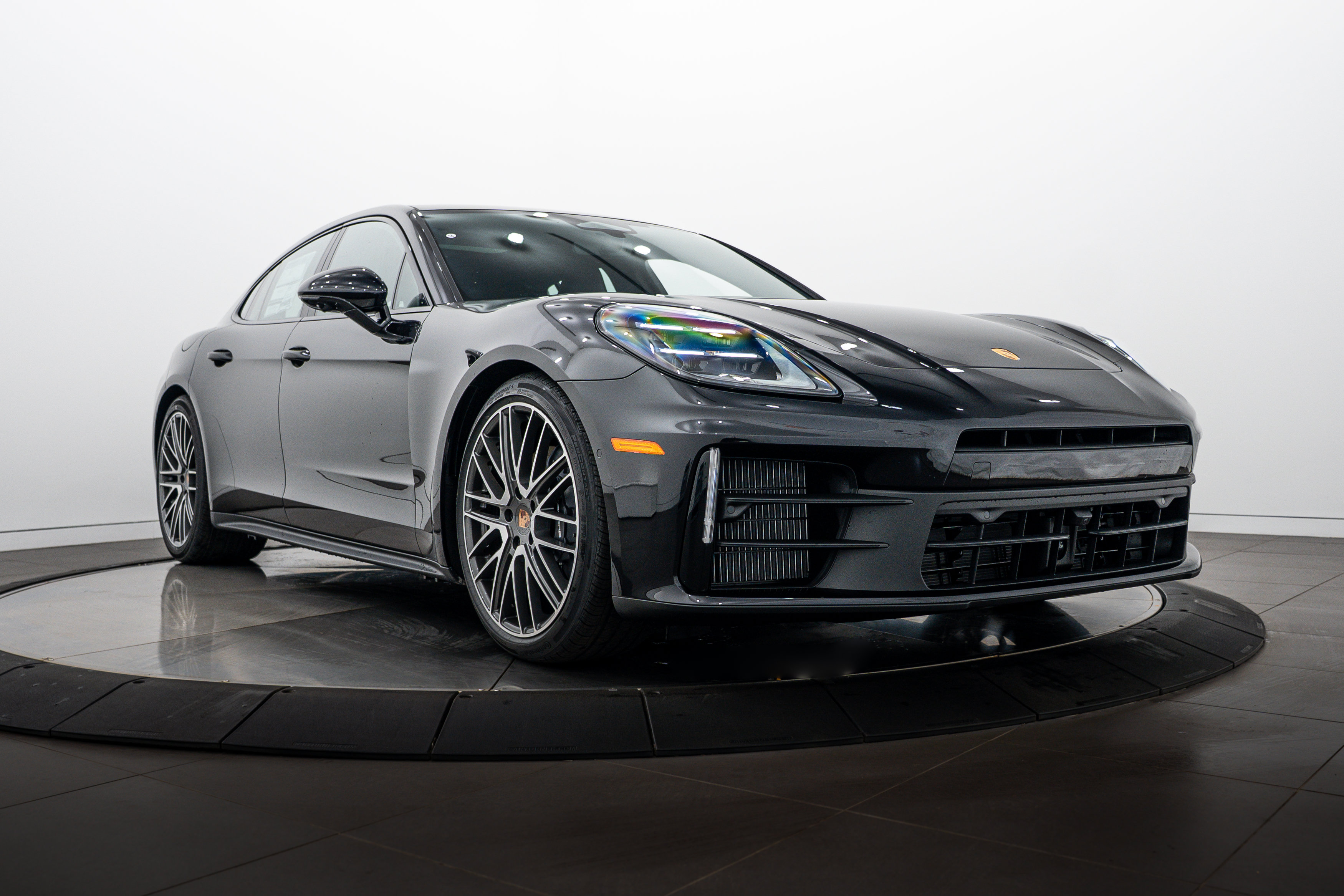 New 2026 Porsche Panamera 4 AWD/4WD image 9