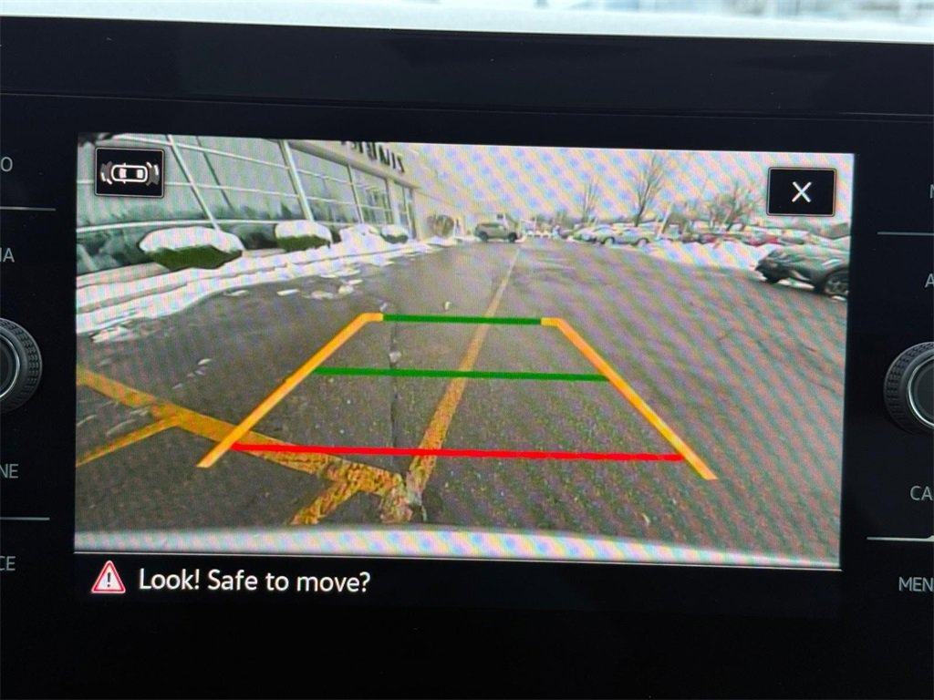 Certified 2025 Volkswagen Taos SEL image 19