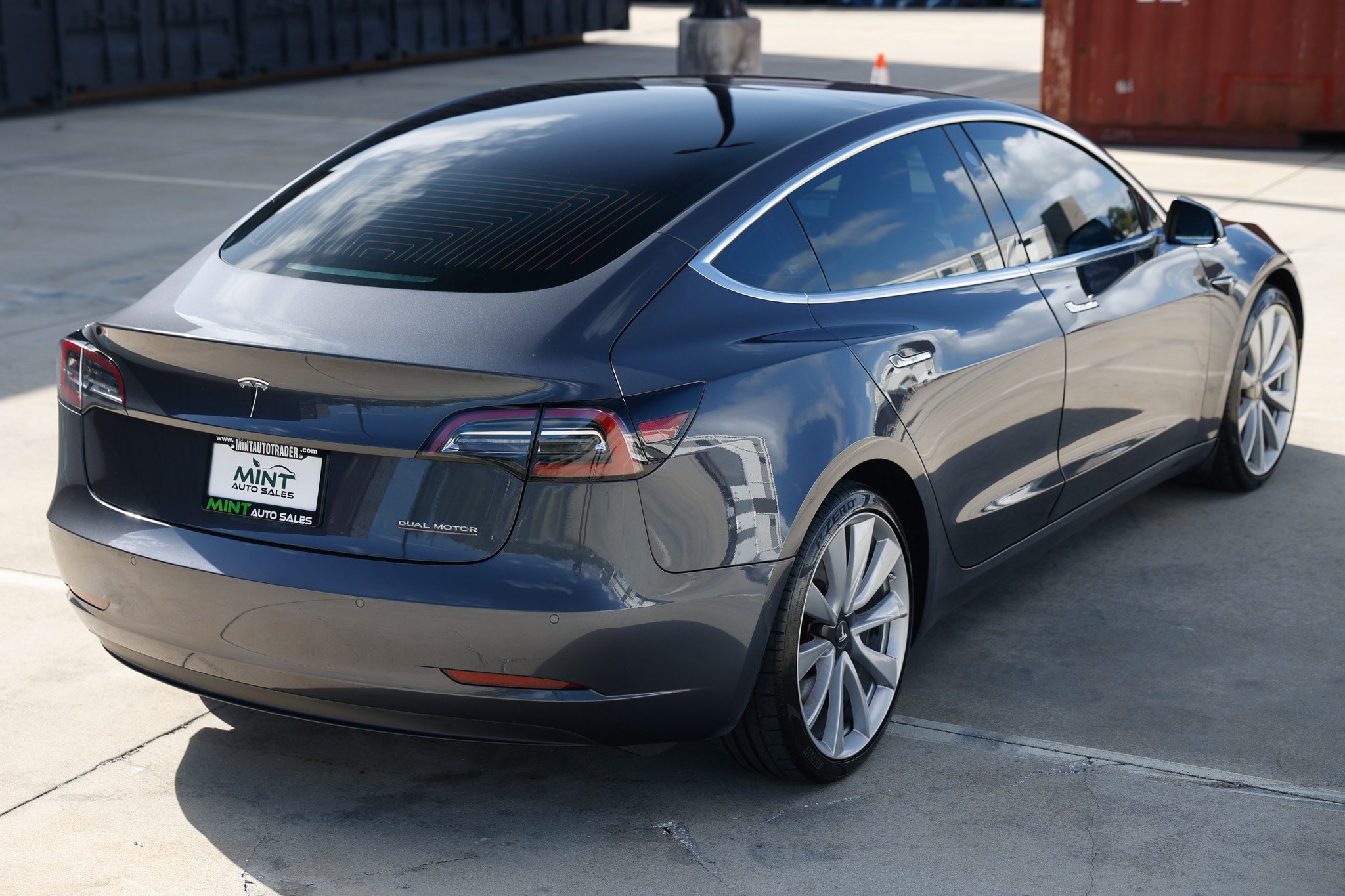 Used 2018 Tesla Model 3 Performance AWD/4WD image 16