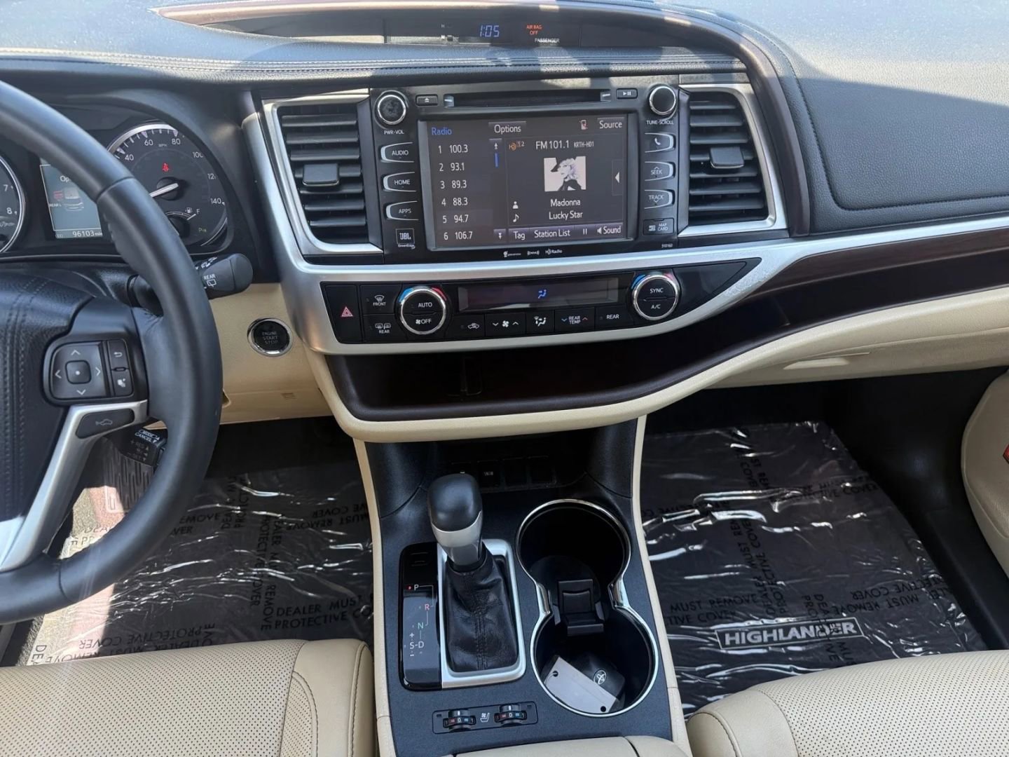 Used 2016 Toyota Highlander Limited image 22