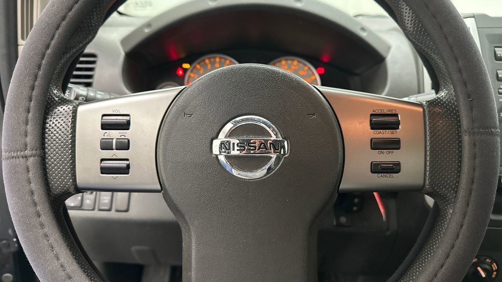 Used 2012 Nissan Frontier SV w/ Sport Appearance Pkg image 11