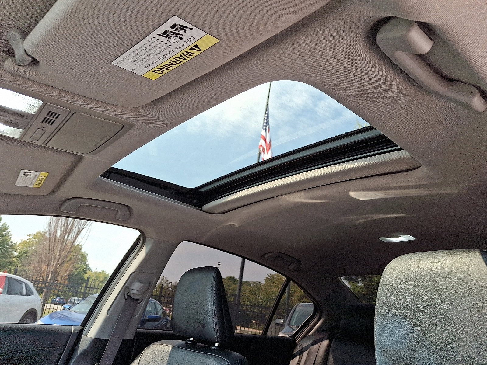 Used 2017 Honda Accord Touring image 11