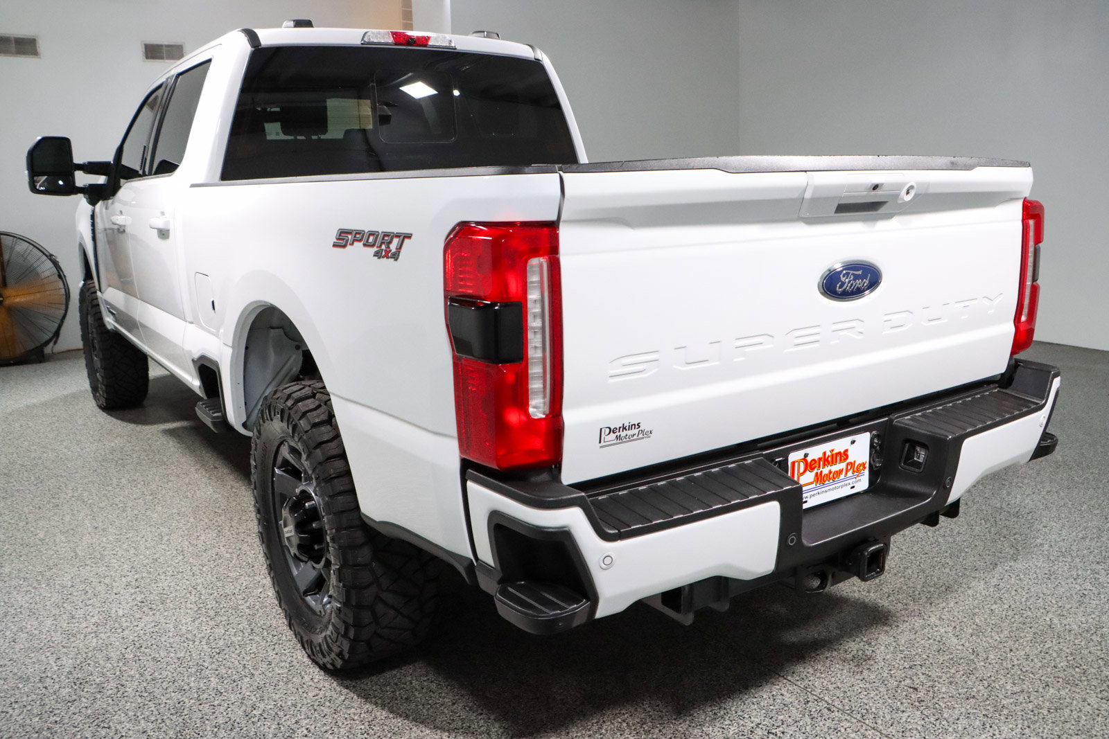Used 2023 Ford F250 Lariat w/ Sport Appearance Package AWD/4WD image 10