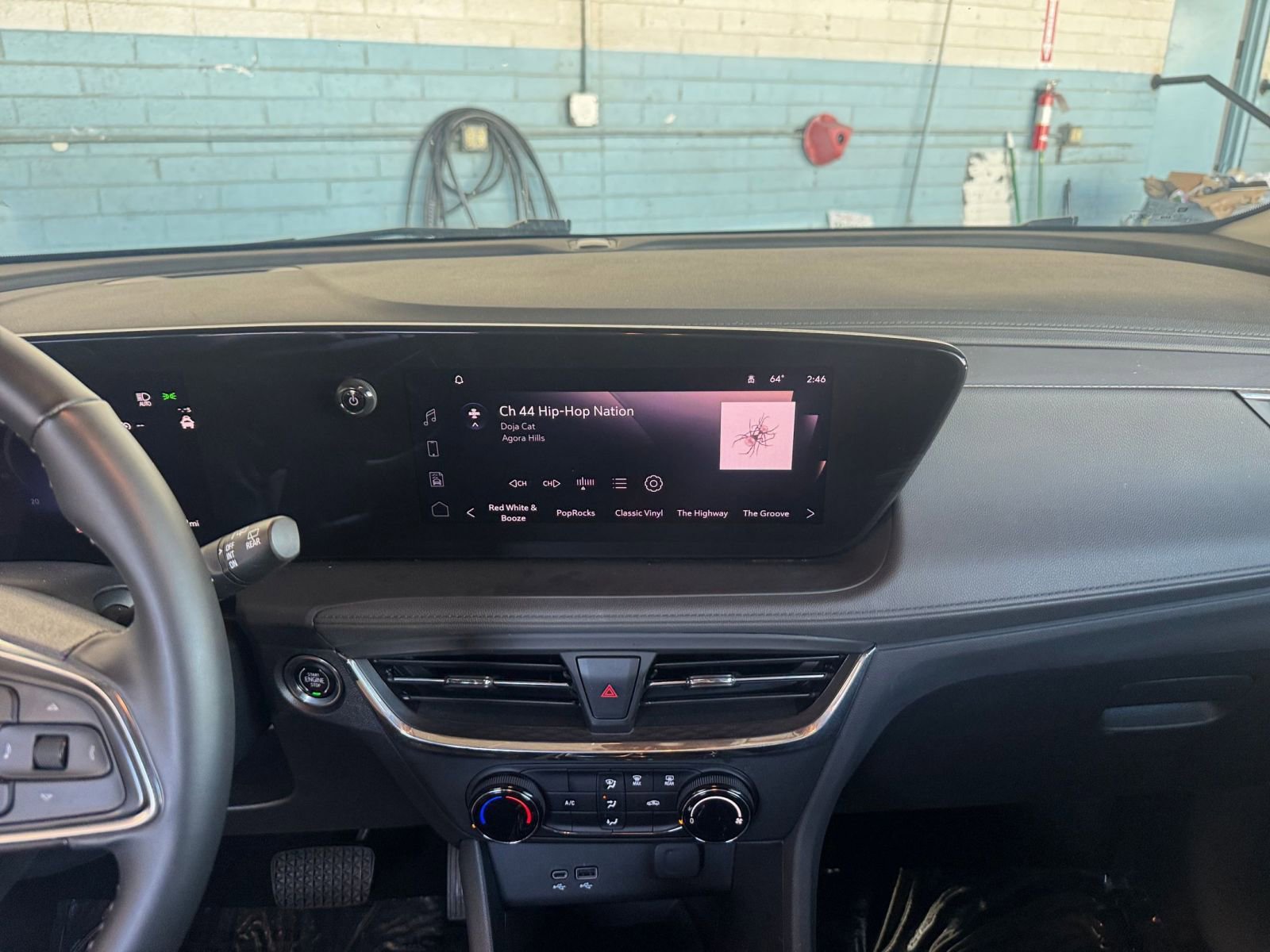 Used 2025 Buick Encore GX Preferred image 18