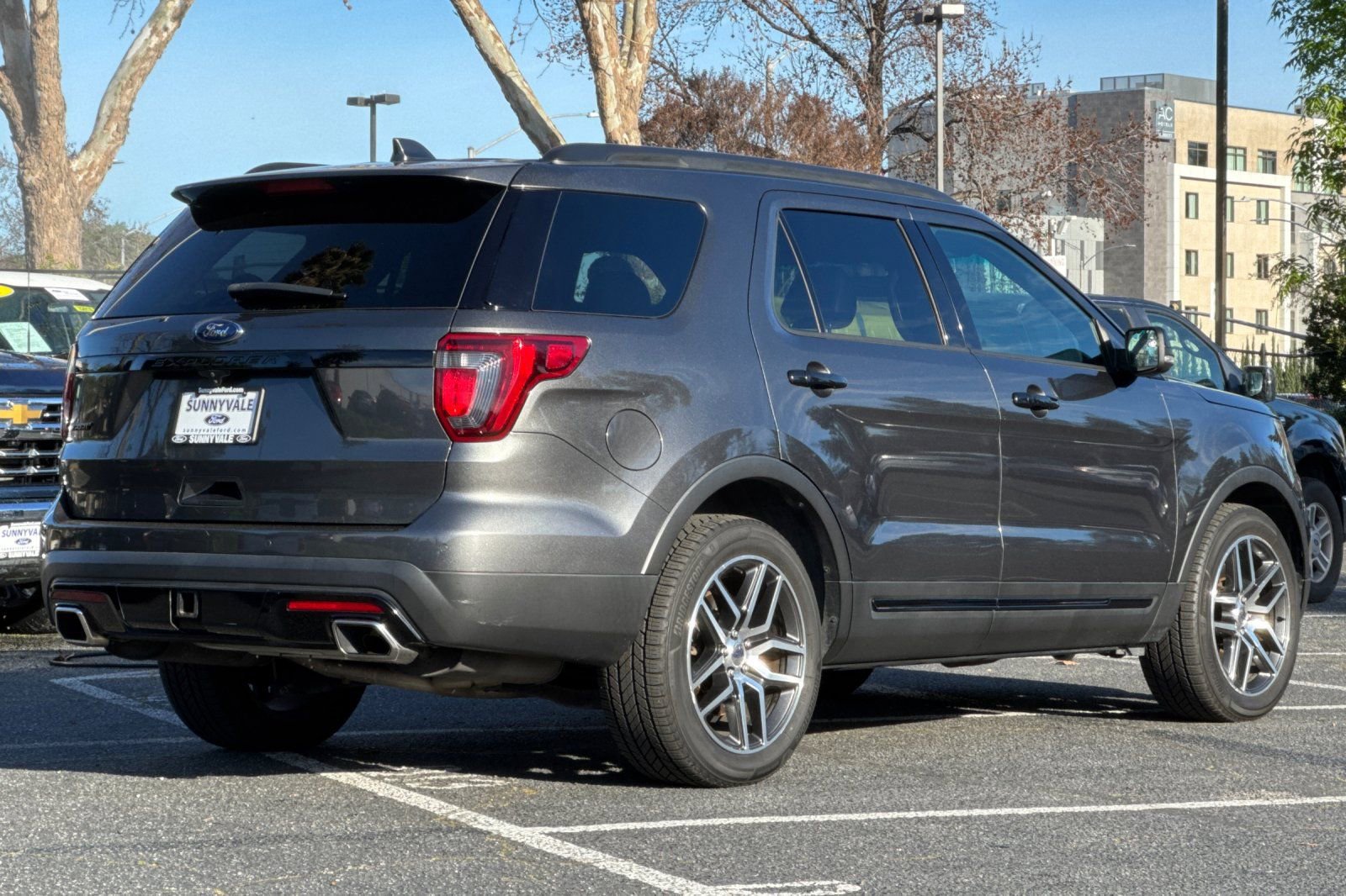 Used 2017 Ford Explorer Sport image 4