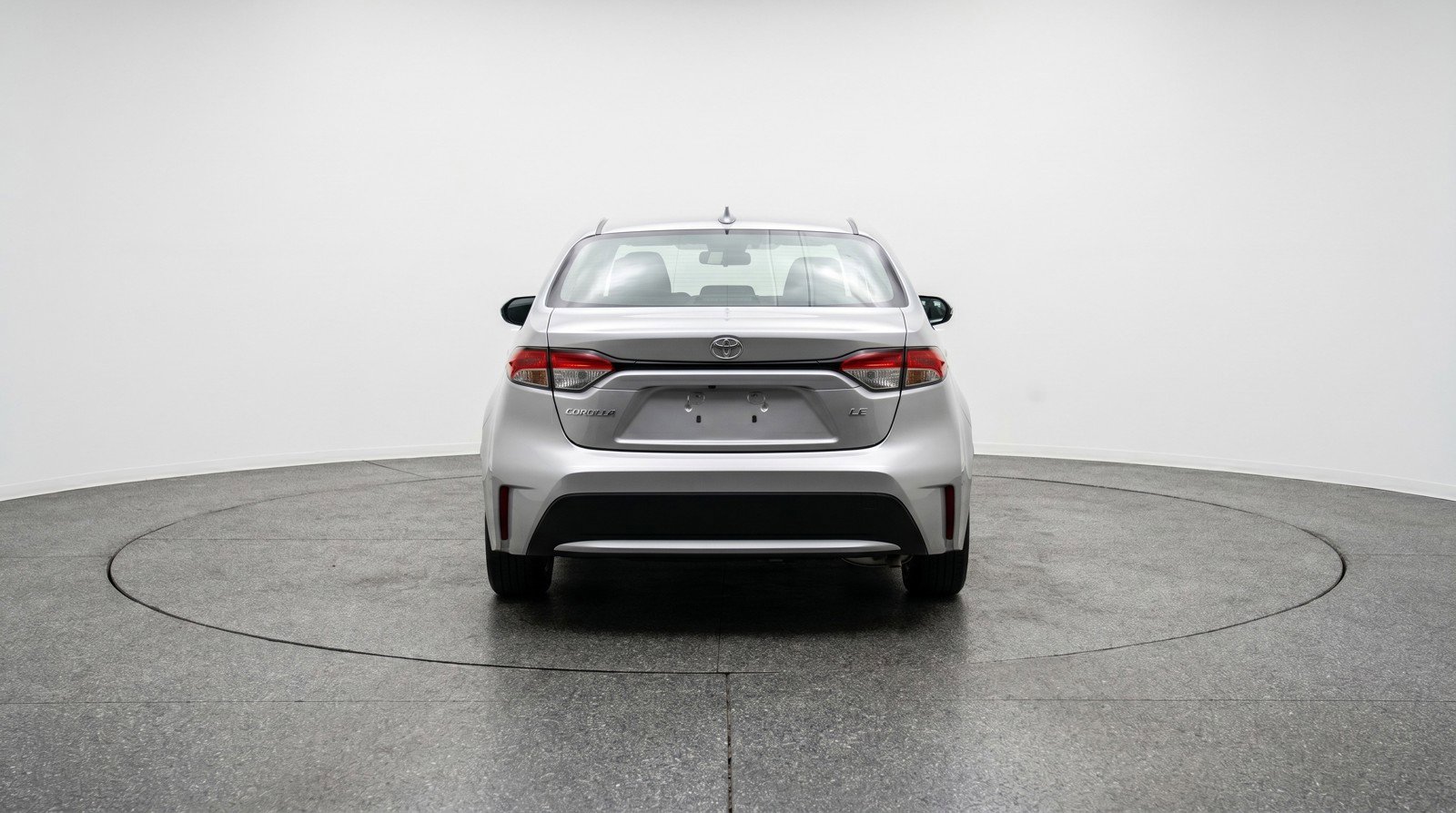 Used 2025 Toyota Corolla LE FWD image 7
