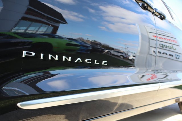 New 2026 Chrysler Pacifica Pinnacle w/ Trailer Tow Group image 8