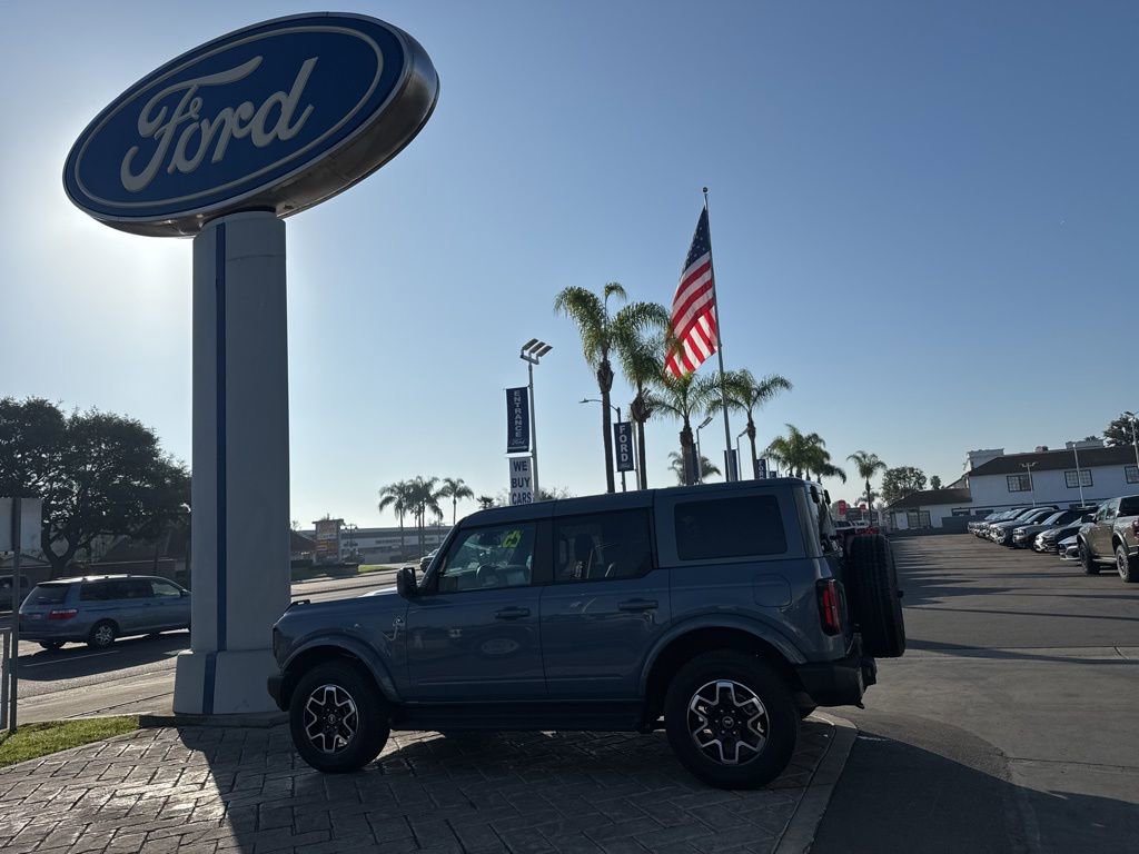 Used 2025 Ford Bronco Outer Banks image 19
