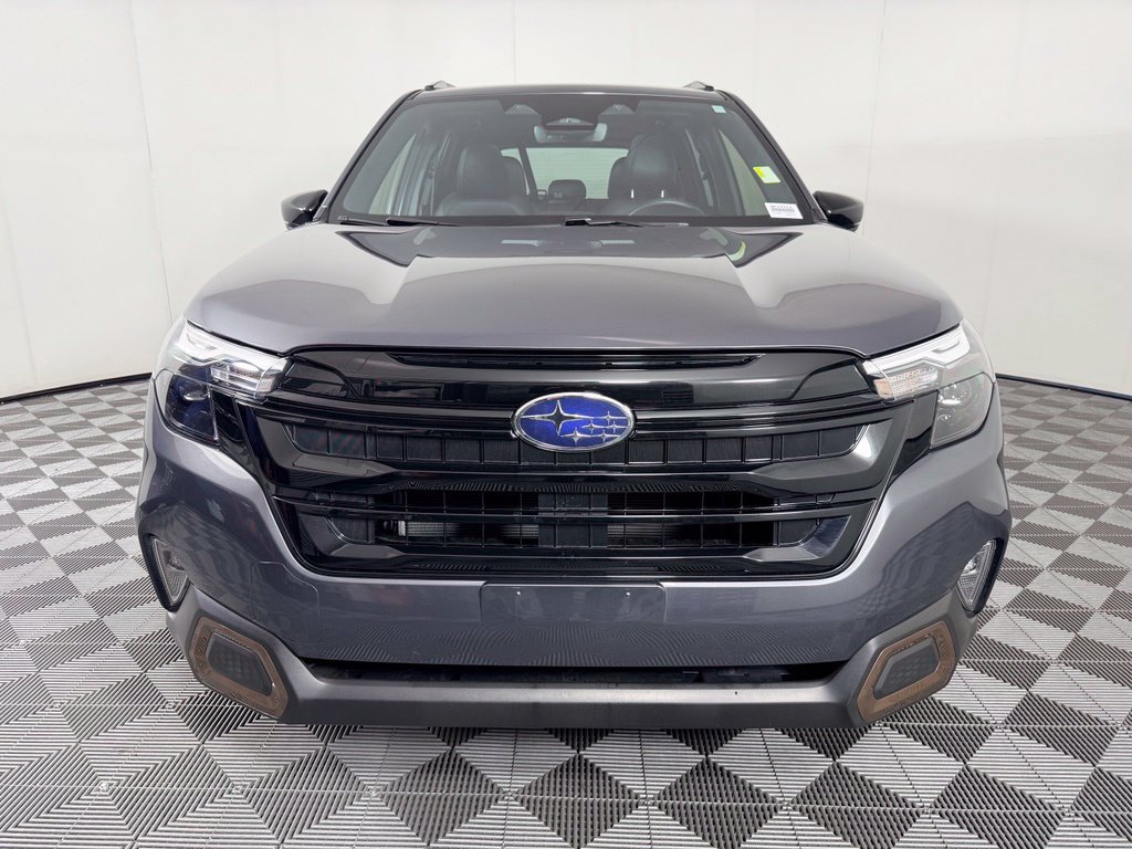 Used 2025 Subaru Forester Sport AWD/4WD image 3