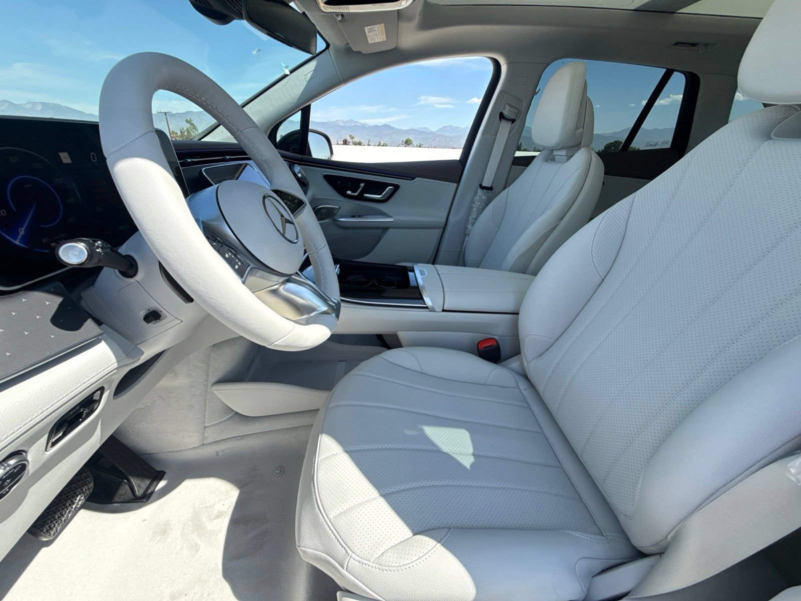 New 2027 Mercedes-Benz EQE 320+ SUV image 18