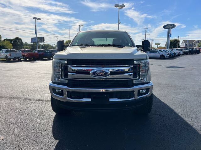 Used 2017 Ford F250 XLT w/ XLT Value Package AWD/4WD image 2