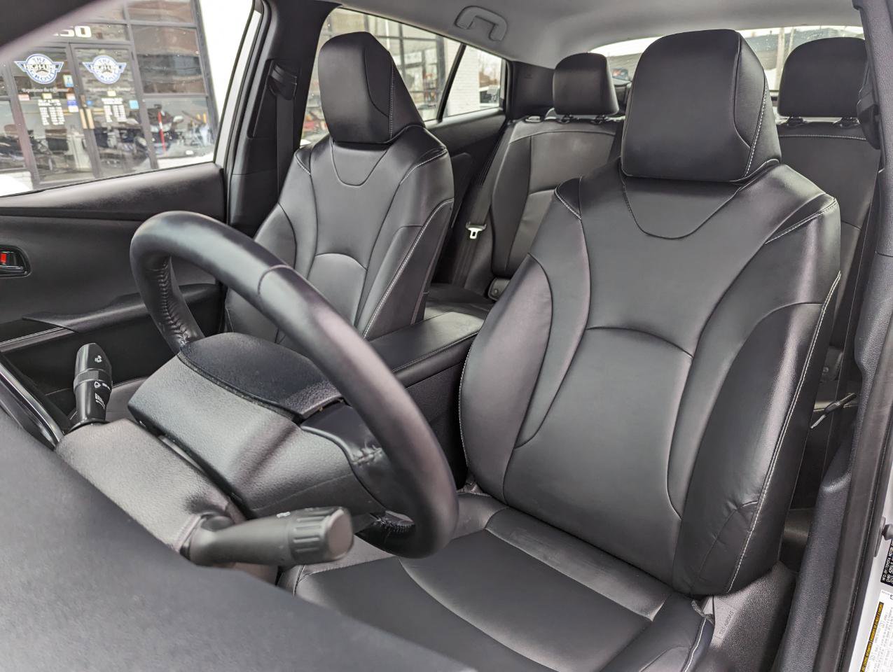 Used 2022 Toyota Prius Prime XLE image 14