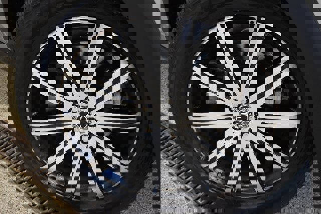 New 2026 Mercedes-Benz GLE 350 4MATIC image 14