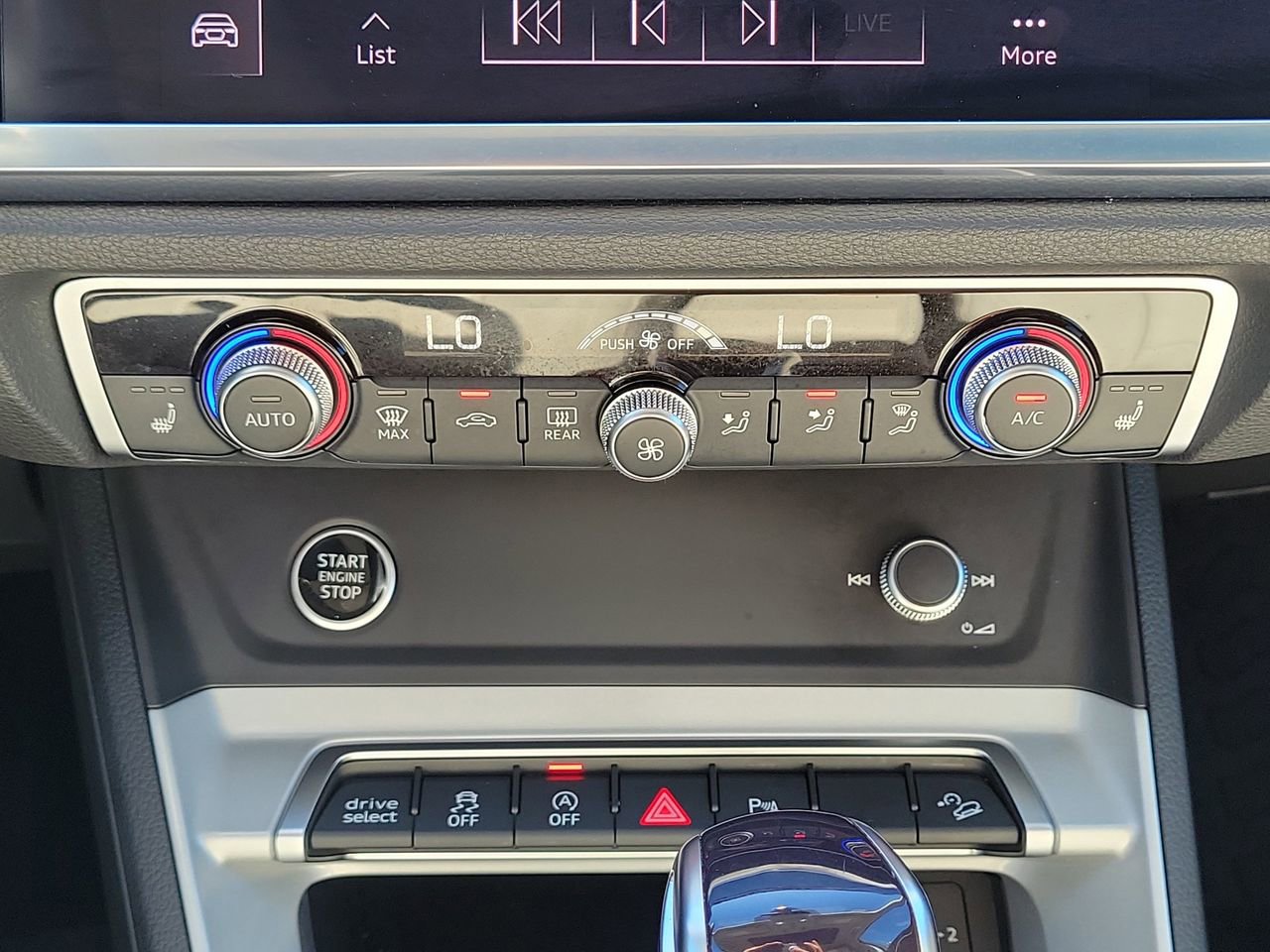 Used 2022 Audi Q3 2.0T Premium w/ Convenience Package image 20