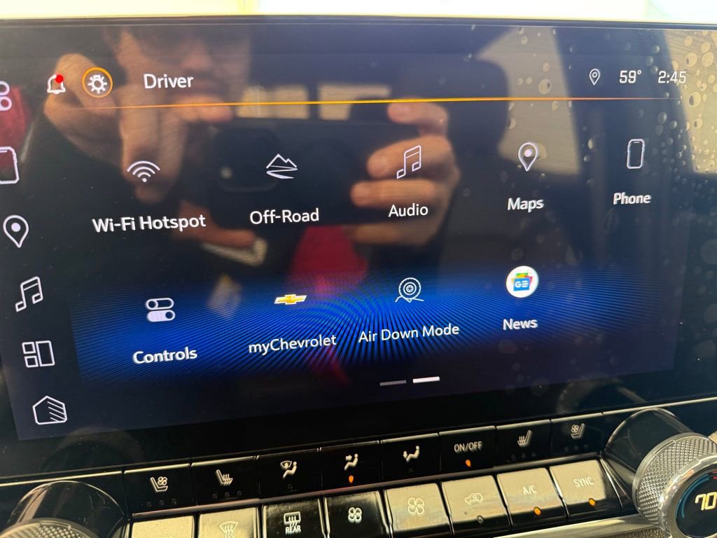 Used 2024 Chevrolet Colorado ZR2 w/ ZR2 Convenience Package III image 39