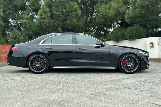 New 2026 Mercedes-Benz S 63 AMG S image 3