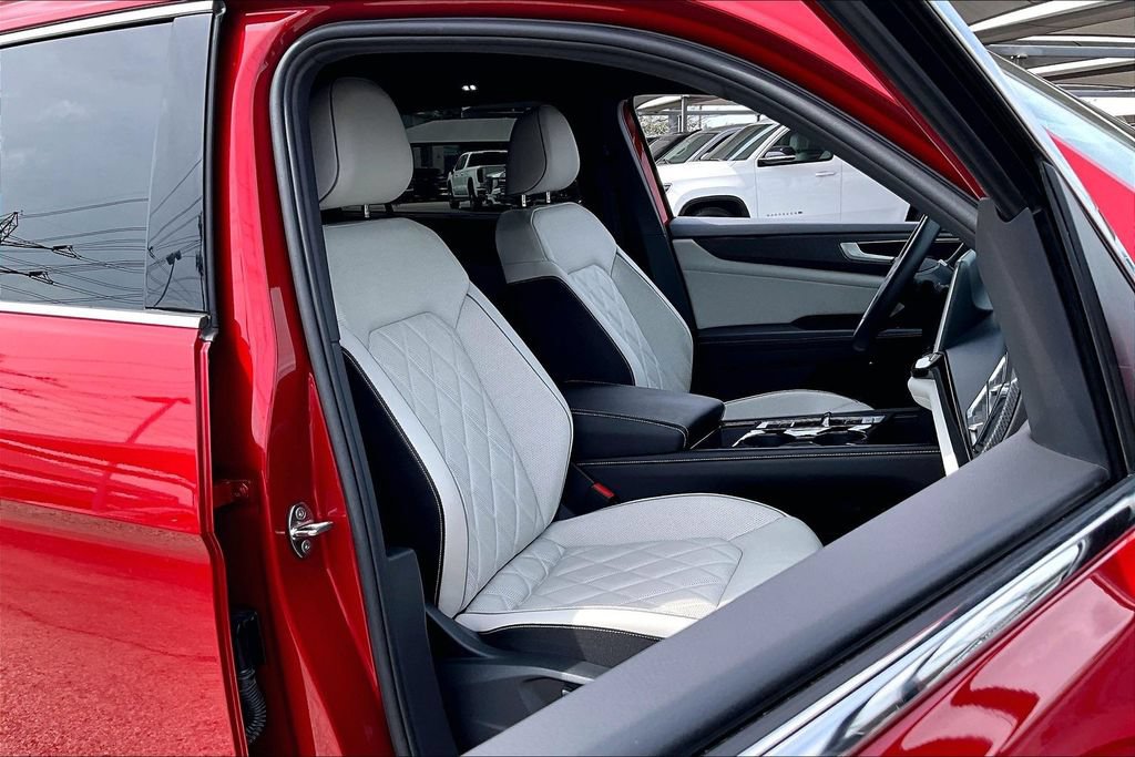 Used 2024 Volkswagen Atlas Cross Sport SEL Premium R-Line AWD/4WD image 10