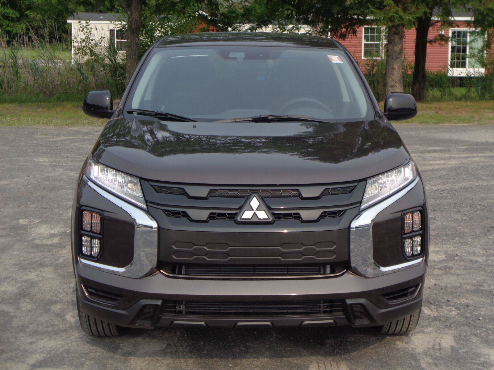 New 2026 Mitsubishi Outlander Sport LE AWD/4WD image 2