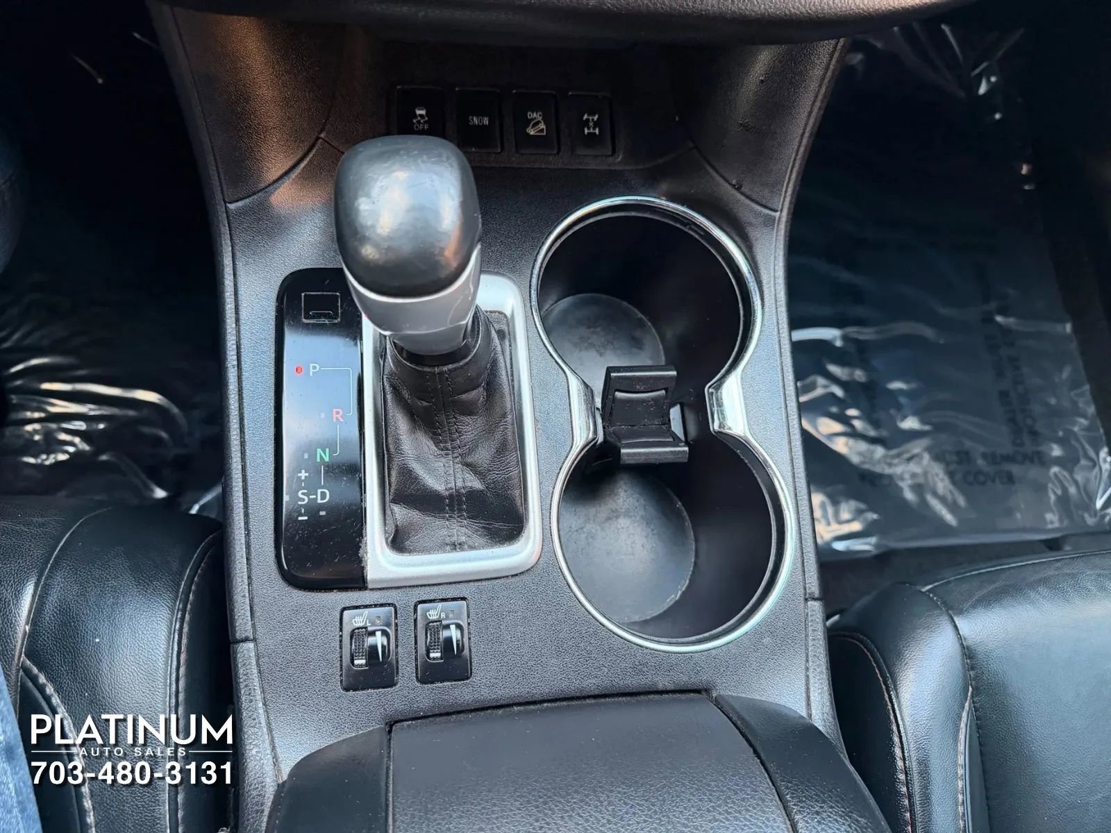 Used 2016 Toyota Highlander XLE image 12